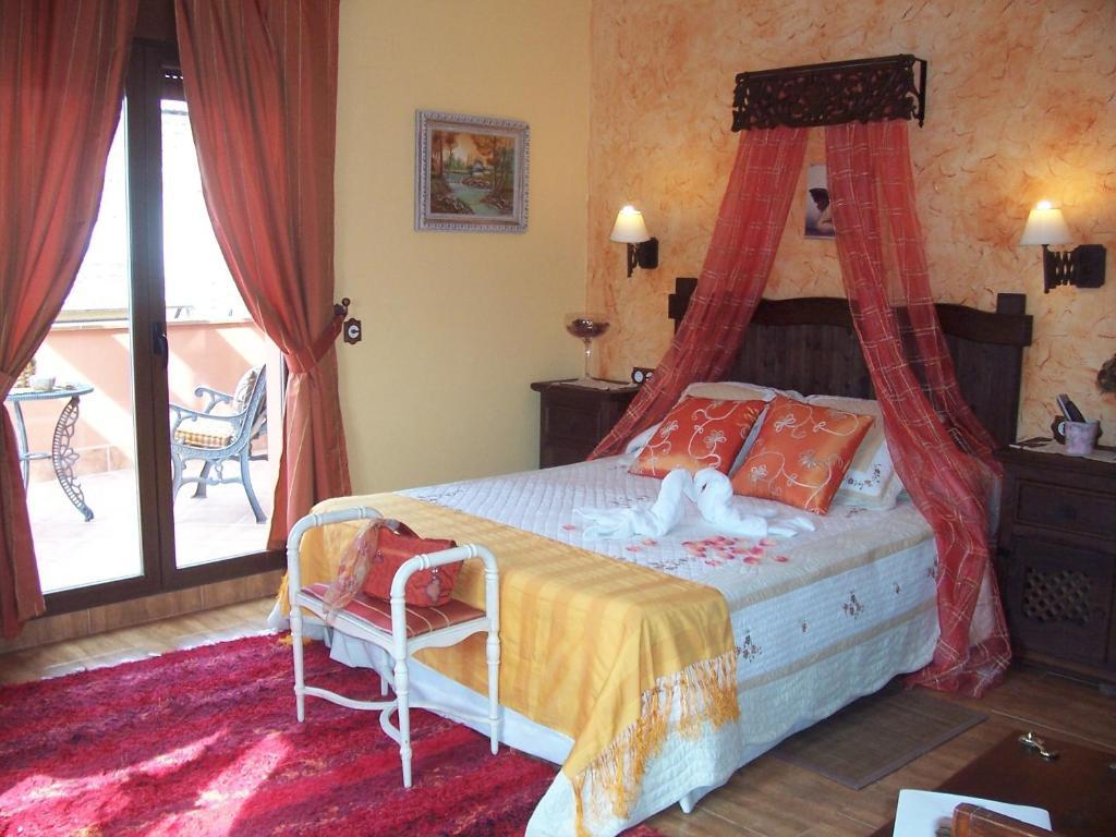 Laurel De La Reina Bed & Breakfast - Boutique Ла-Субія Номер фото