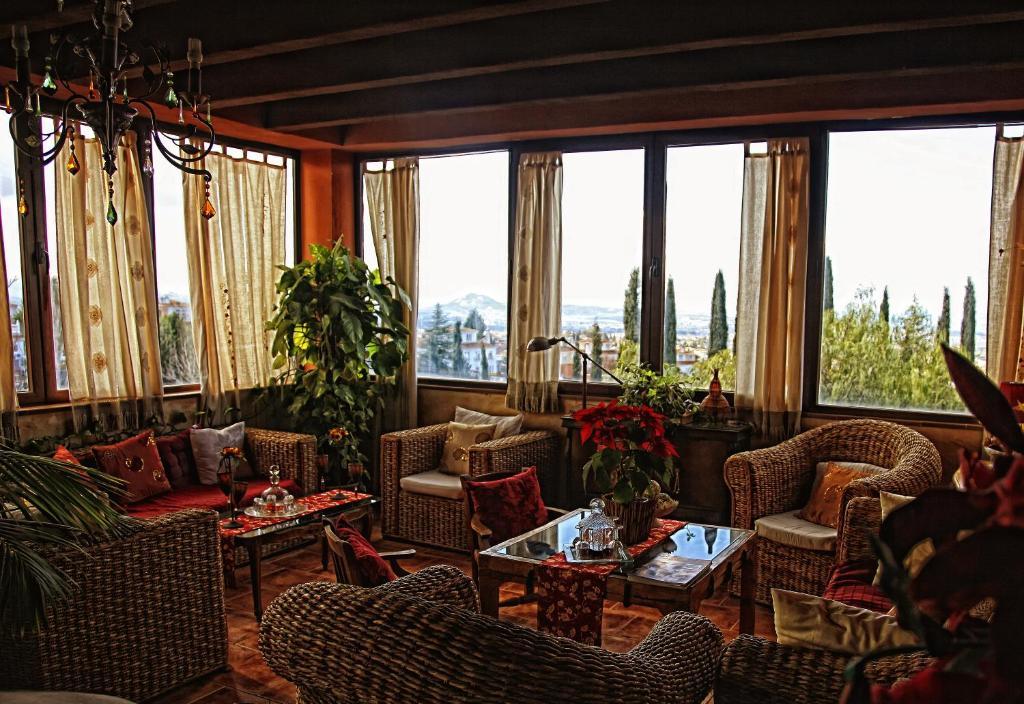 Laurel De La Reina Bed & Breakfast - Boutique Ла-Субія Екстер'єр фото