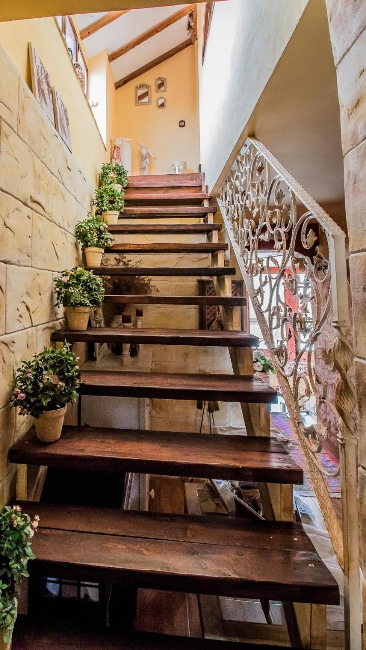 Laurel De La Reina Bed & Breakfast - Boutique Ла-Субія Екстер'єр фото